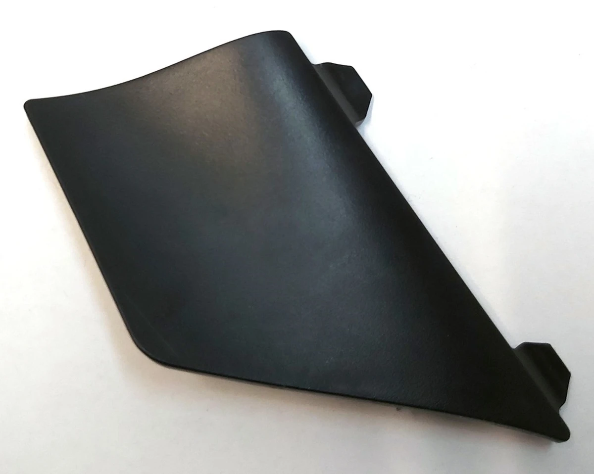 13 Заглушка дверної картки під ручкою ззаду права з пошкодженням Tesla model S, model S REST 1008134-00-E