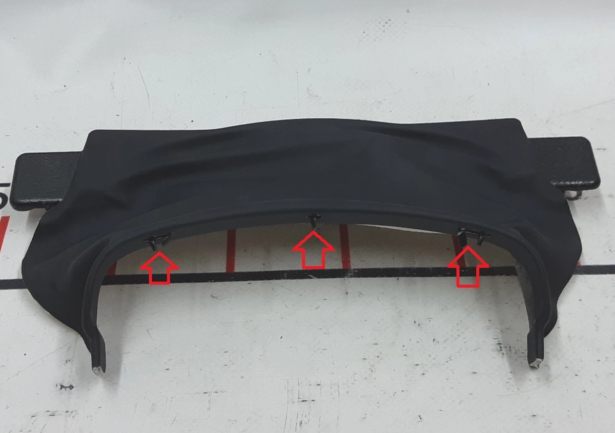 19 Декоративна накладка рульової колонки з пошкодженням Tesla model X, model S REST 1008303-01-E