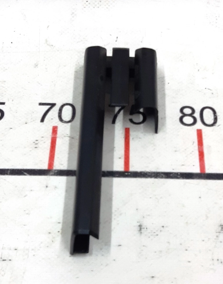 1 Заглушка салазки сиденья передняя левая Tesla model S, model S REST 1031675-00-A