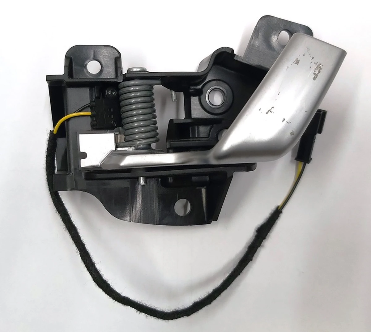 11 Ручка відкриття дверей внутрішня ззаду ліва в зборі з пошкодженням кронштейна Tesla model S, model S REST 6007505-00-F