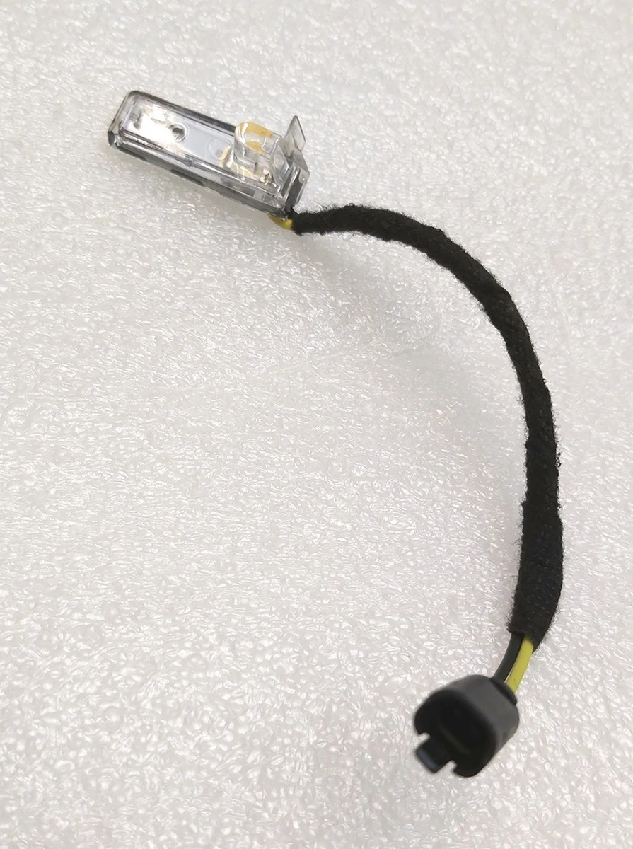 17 LED ASSEMBLY, DOOR HANDLE OUTER RIGHT GEN 1.0 Tesla model S, model S REST 1008995-00-F