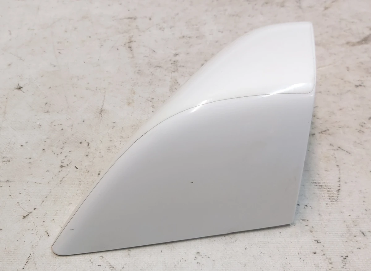 6 Накладка дзеркала зовнішнього правого верхня (шкаралупа) PBCW із захисною плівкою Tesla model S, model S REST 1010104-00-A