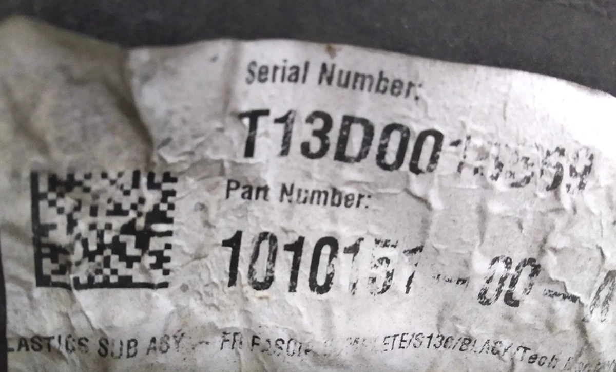 1 Front bumper without parking sensors PBSB (damaged) Tesla model S 1068758-00-A