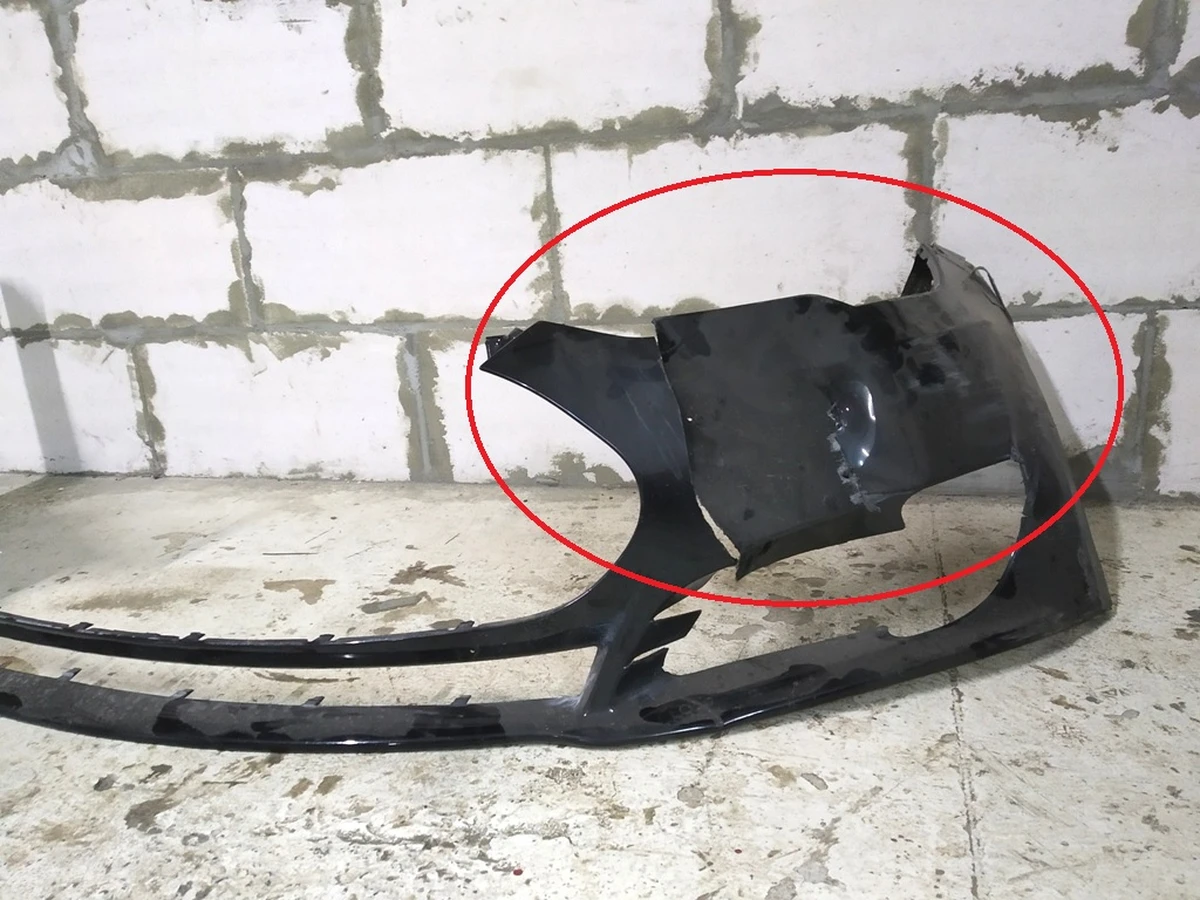 1 Front bumper without parking sensors PBSB (damaged) Tesla model S 1068758-00-A