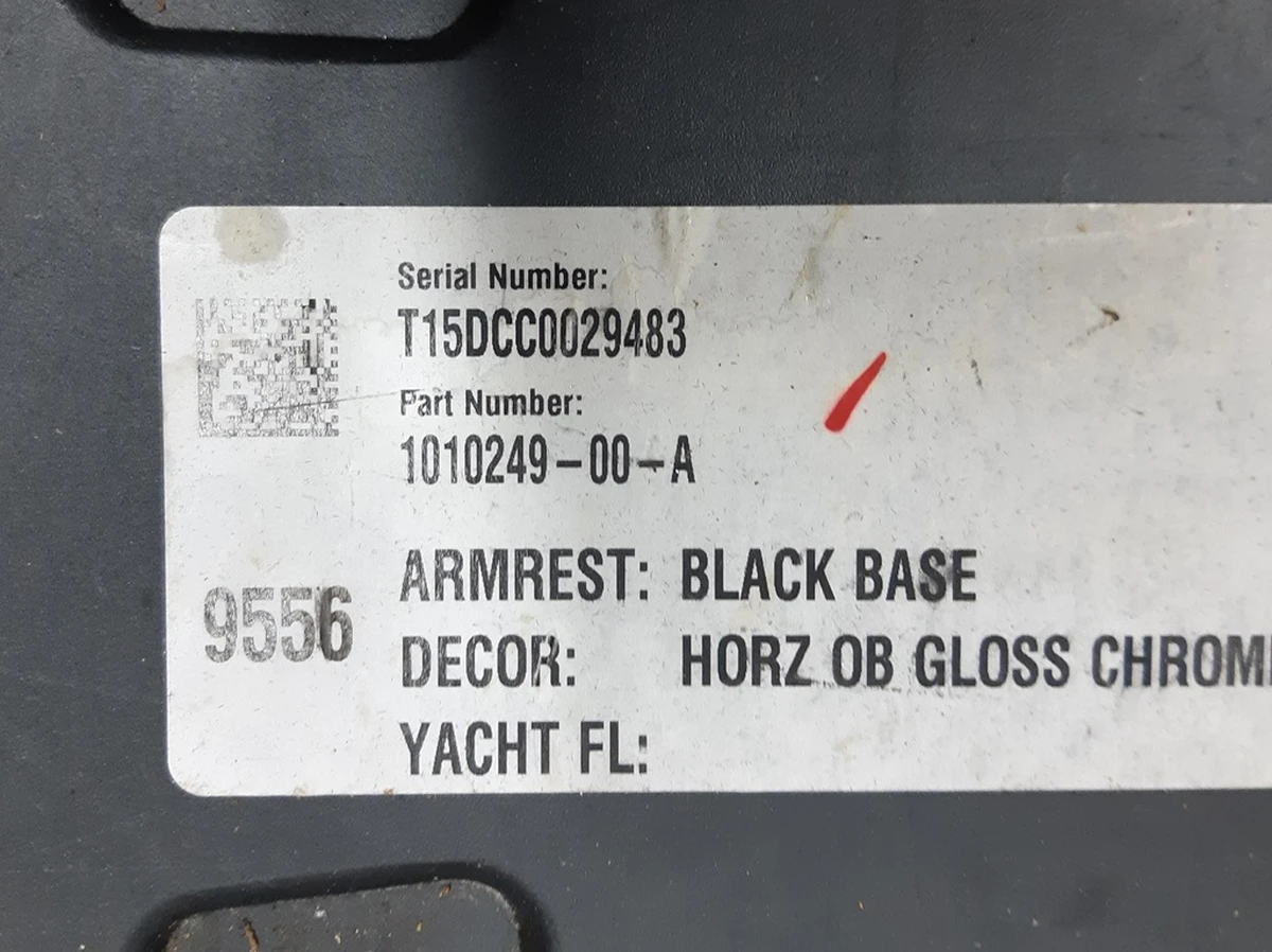 1 Center console incomplete (armrest Black BASE) Tesla model S 1010249-00-A