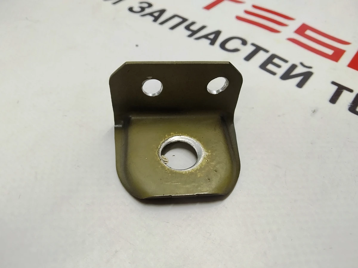 6 BRKT FR FENDER RR UPR Tesla Model S, Model S REST, Model S Feb 2021 1011804-S0-B