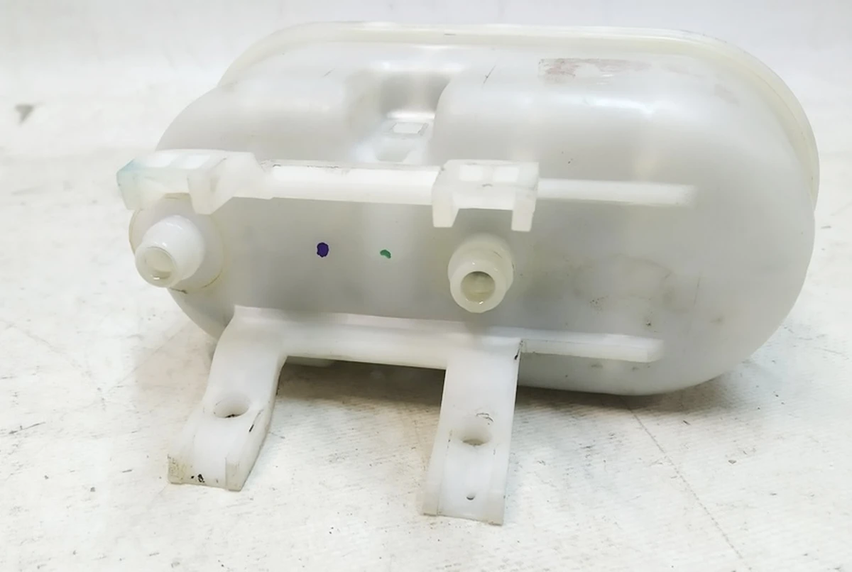 6 Expansion tank brake system RWD Tesla model S 1012042-00-B