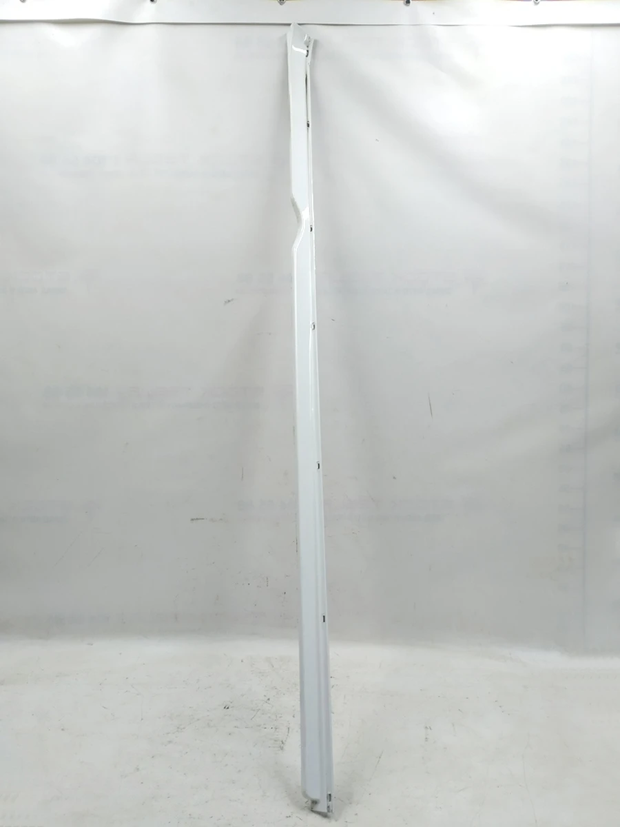 6 Sill molding right decorative (plastic) PBCW Tesla model S 1012217-00-G