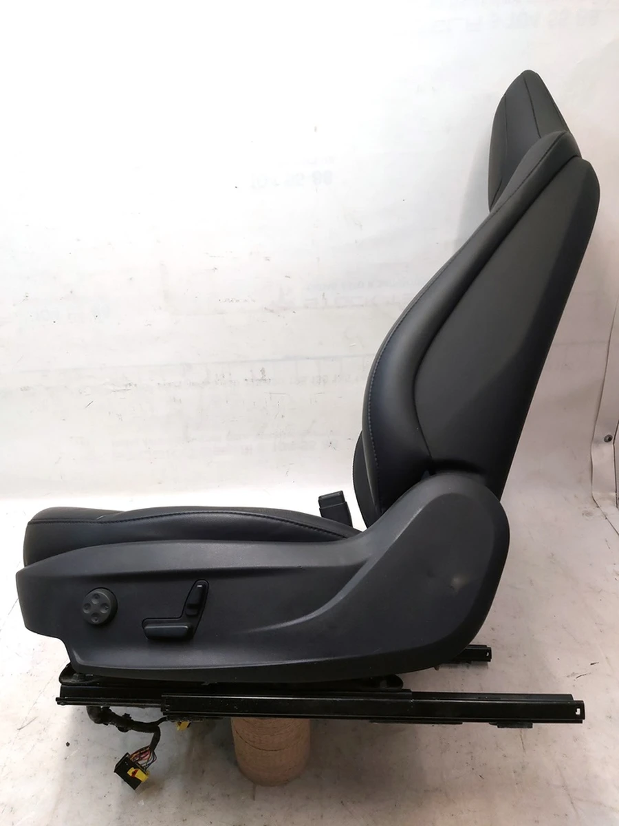 1 Сидіння водійське у зборі BASE BLK (GEN 1, широкий підголовник, з кишенею) Tesla model S, model S REST 1013072-01-C