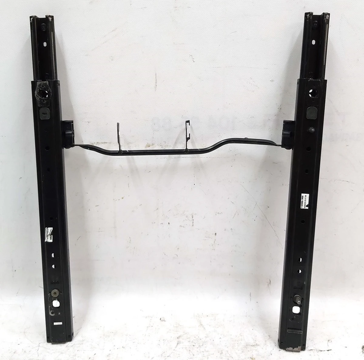 4 Passenger seat sled assembly without power Tesla model S FSBR23644