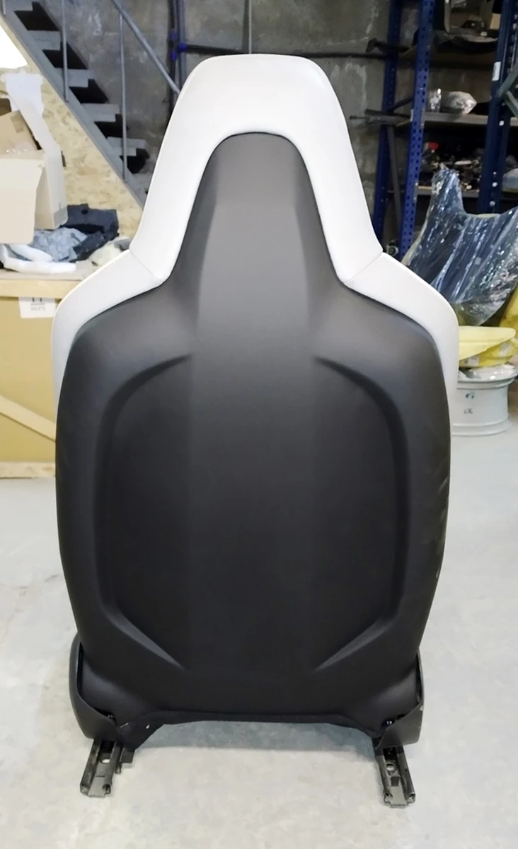 3 Сиденье водительское в сборе PERF GRAY без подушки, датчика присутствия, блока управления Tesla model S 1013396-04-A