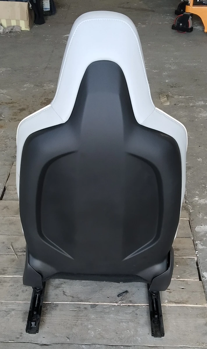 4 Сидіння пасажирське у зборі PERF GRAY без подушки, датчика присутності Tesla model S 1013399-04-A