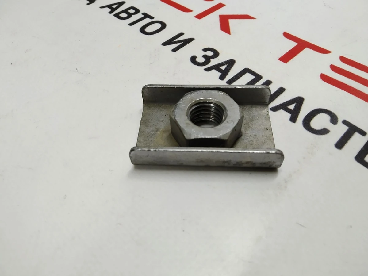 24 NUT PLATE, M14x2.0 Tesla Model S, Model S REST, Model X 1014378-00-A