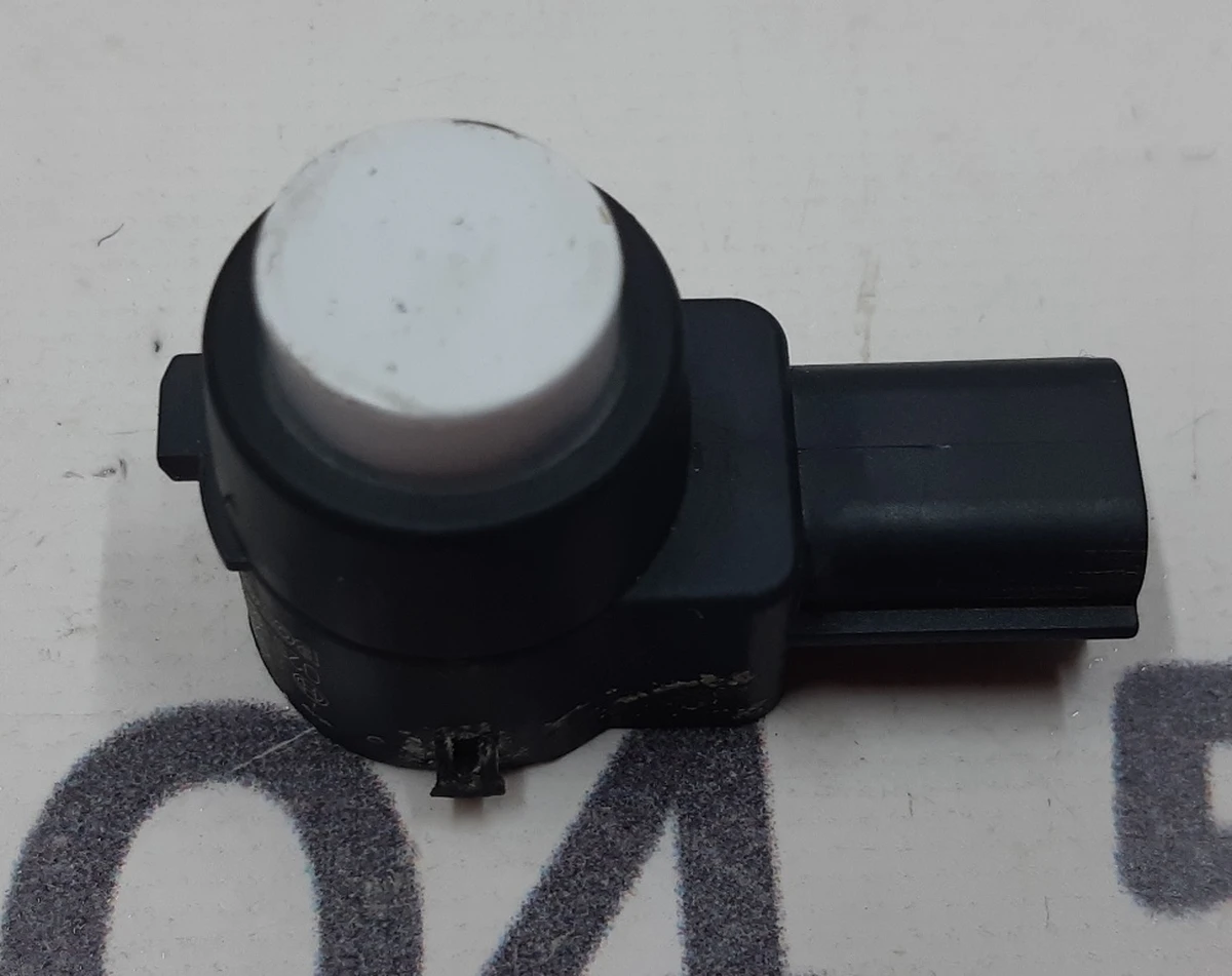 1 Датчик парктроника S1 S4 (8 датчиків система PARK ASSIST) Tesla model S 1014388-00-A