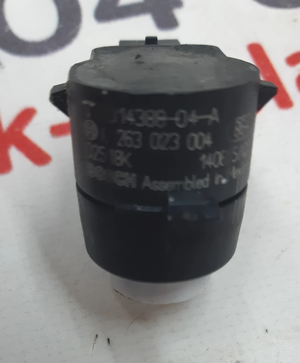 1 Датчик парктроника S1 S4 (8 датчиків система PARK ASSIST) Tesla model S 1014388-00-A