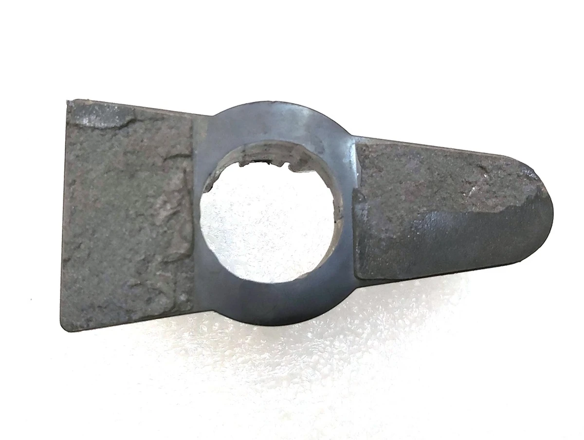 5 Кронштейн кріплення парктроніка S2/S5 Tesla model S 1048517-00-B