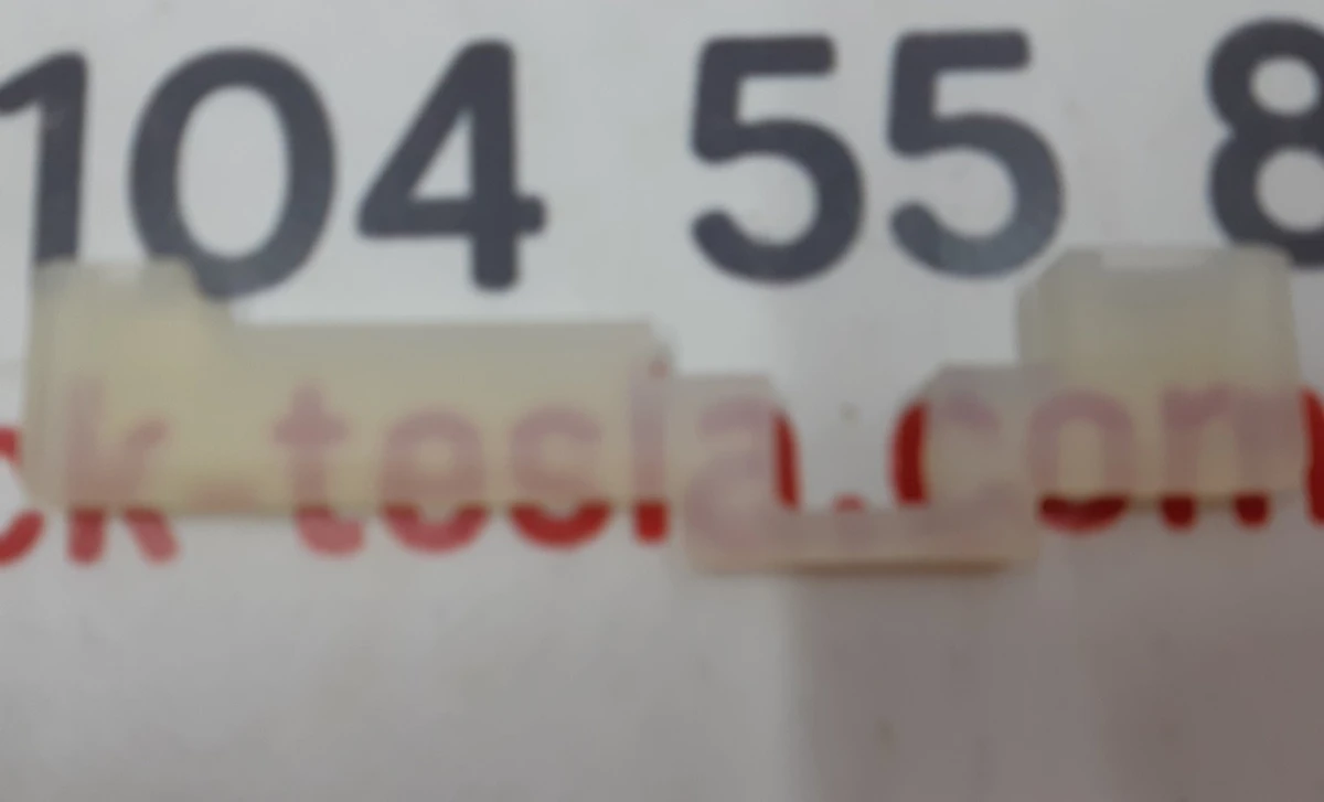 Изолятор силиконовый основной батареи Tesla model S 1014965-00-B