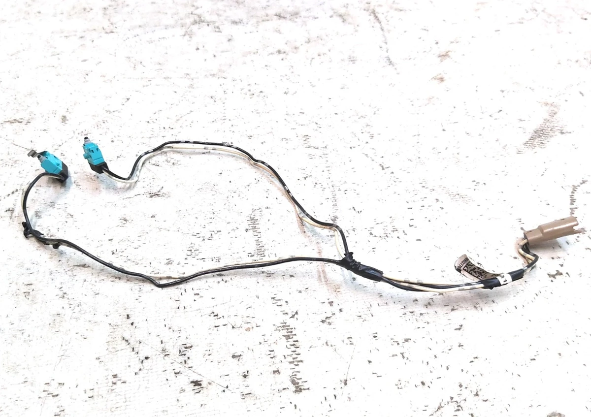 20 Датчик (мікроперемикач) крайніх положень механізму ручки зовнішньої GEN 1.0/2.0 Tesla model S, model S REST 1016009-00-E