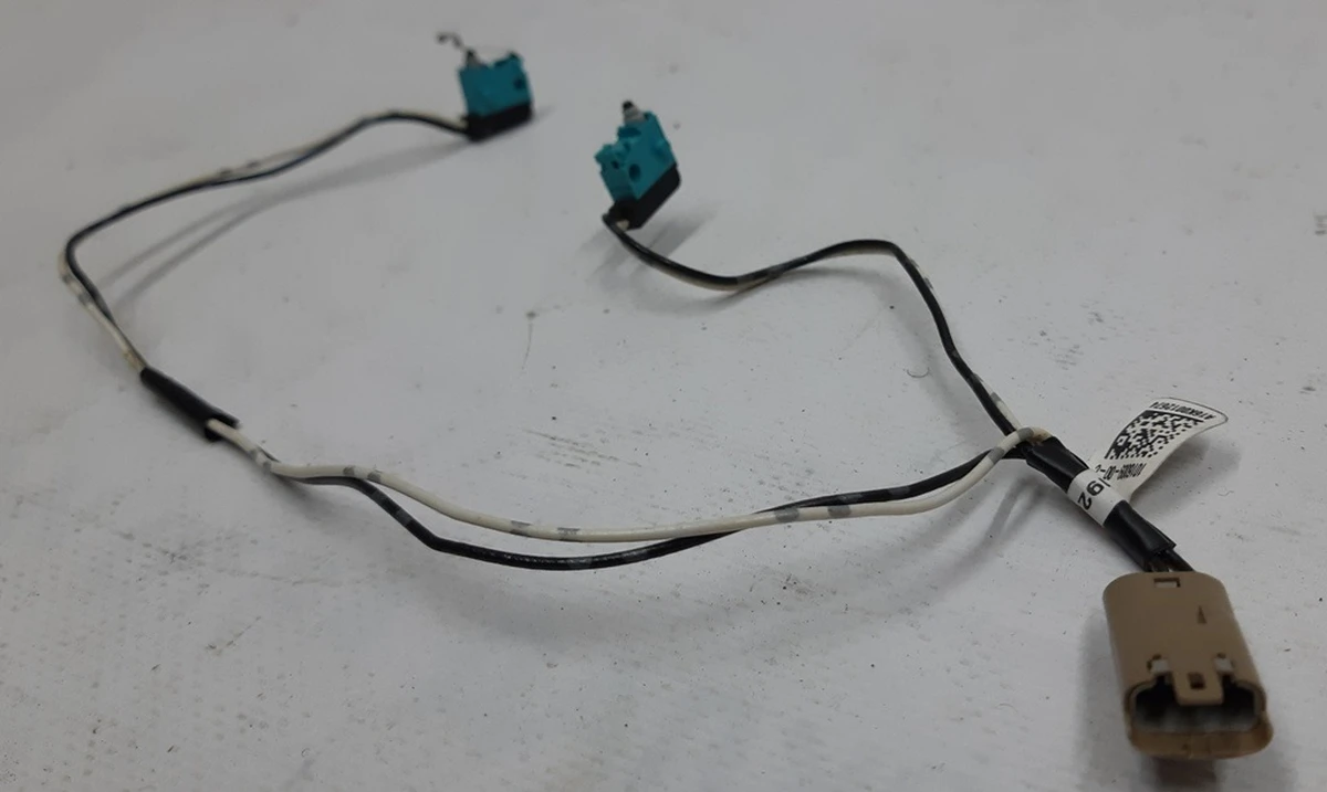 20 Sensor (microswitch) of the extreme positions of the handle mechanism of the outer front/rear left/right GEN 1.0/2.0 Tesla model S REST 1016009-00-E