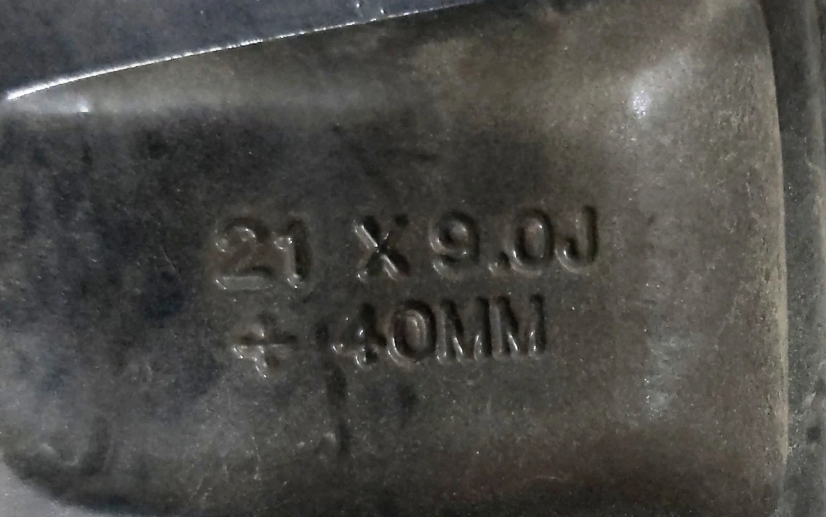 1 Диск колісний 21X9.0 GREY TURBINE REAR із пошкодженням Tesla model S, model S REST 1054044-00-C