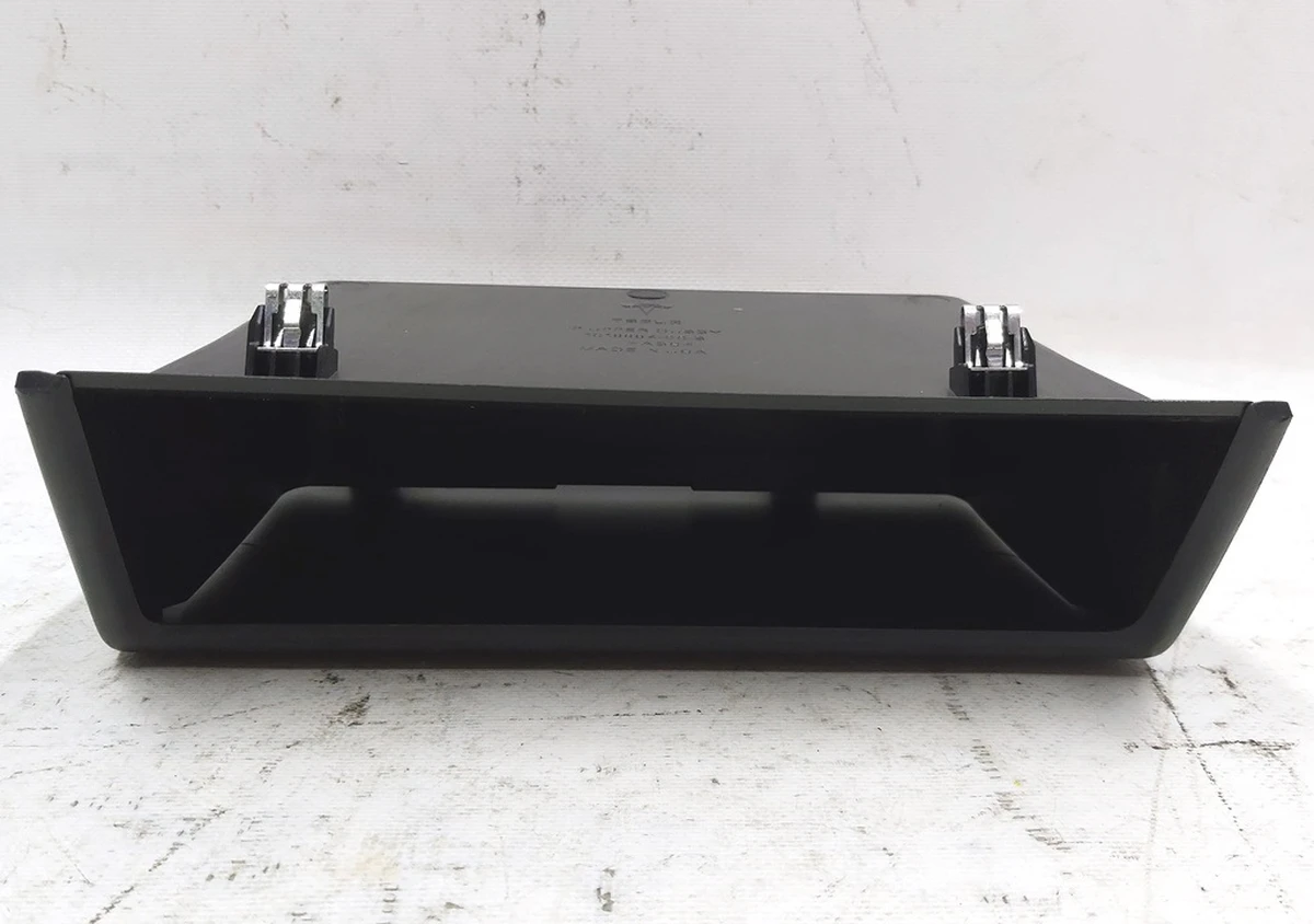 37 Storage niche under the monitor without rubber mat with damage Tesla model S, model S REST 1018893-00-E