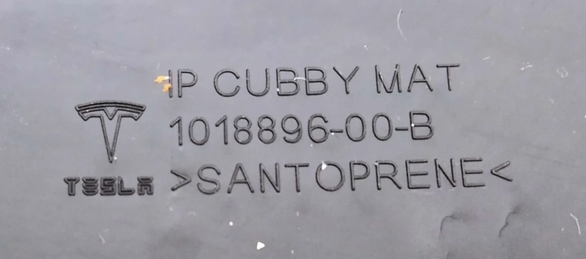 37 Storage niche mat under the monitor Tesla model S, model S REST 1018893-00-E