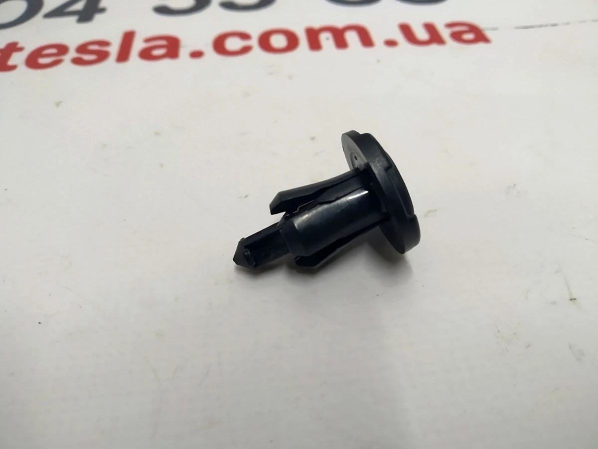 11 Кліпса PUSH-PULL,10MM,3.5-6 GRP,POM,BLK Tesla all models 1493318-00-A