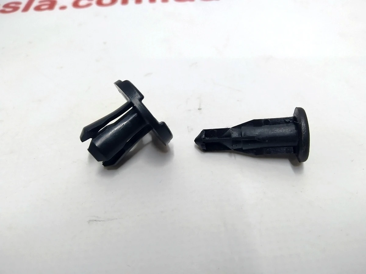 11 Кліпса PUSH-PULL,10MM,3.5-6 GRP,POM,BLK Tesla all models 1493318-00-A