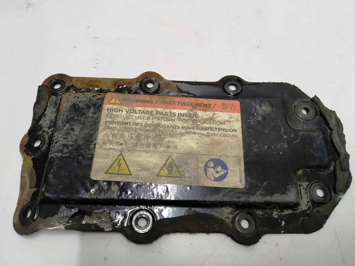 3 Крышка предохранителей основной батареи металл Tesla model S, model S REST 1055497-00-B 