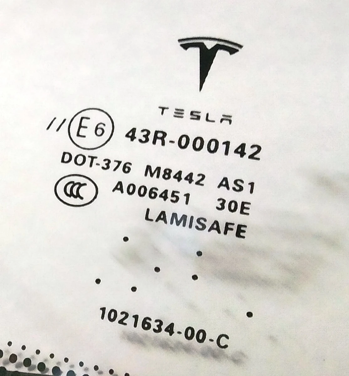 Скло лобове (склоочисник без підігріву, без автопілота) Tesla model S 1021634-01-C