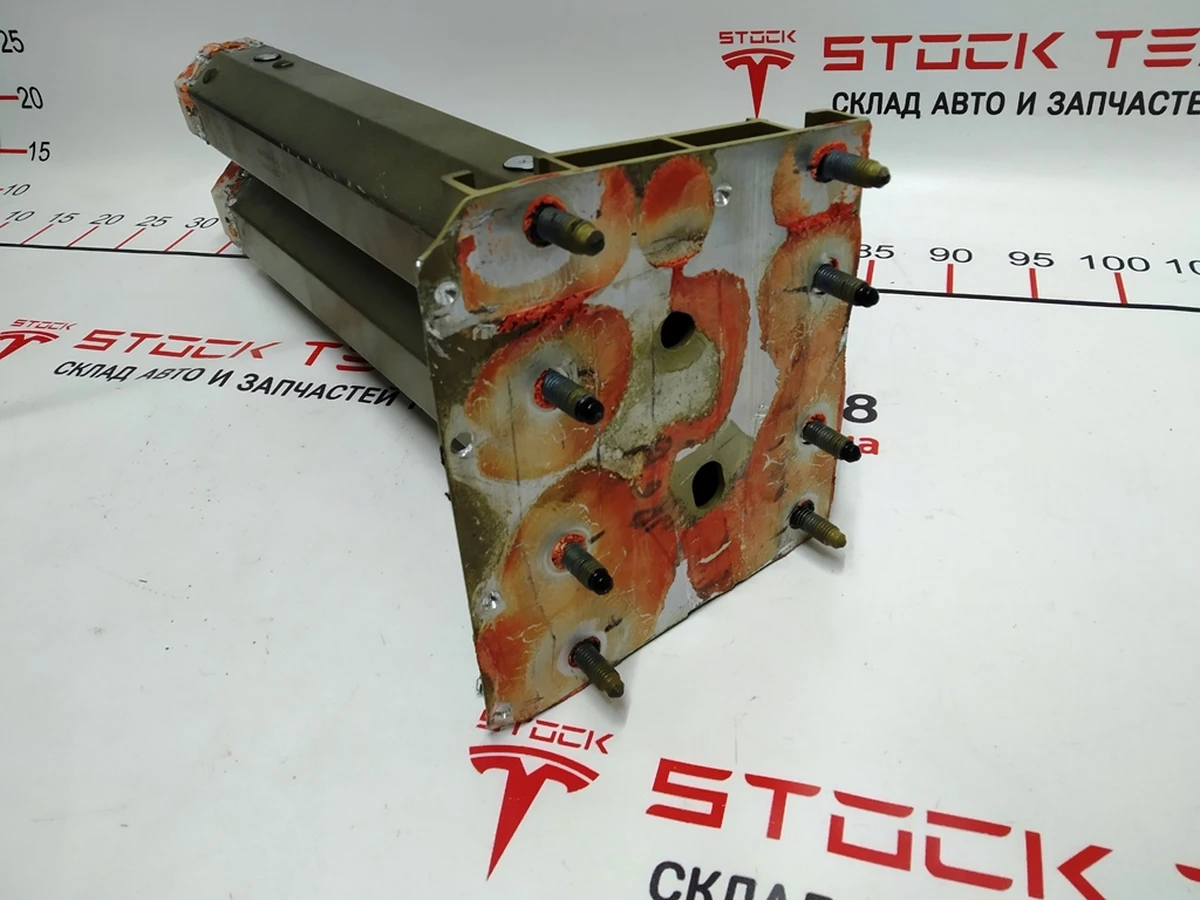 6 Quarter rear right side member RWD Tesla model S 1021722-S0-A