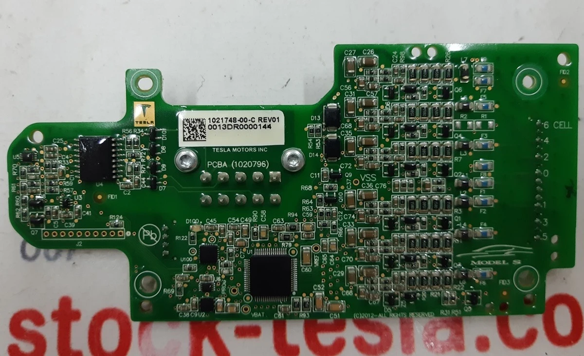 Плата (BMB) управления модулем S2 основной батареи REV01 Tesla model S 1021748-00-C