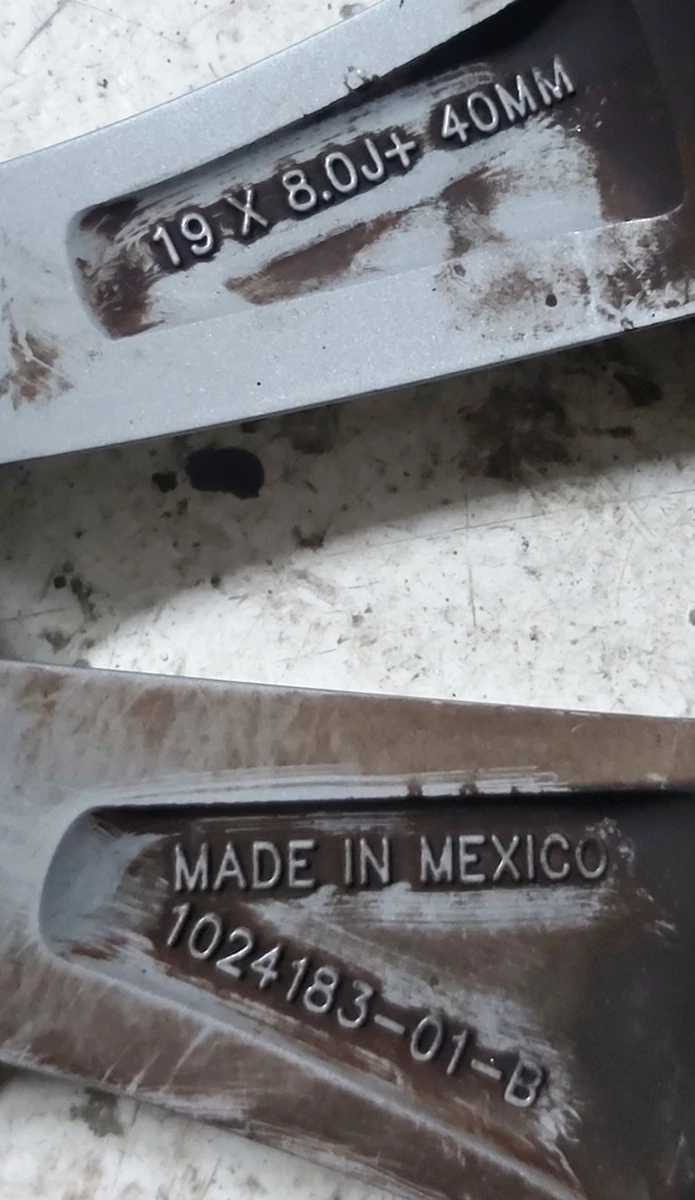 Колесо в зборі (діск19 * 8.0J шина Michelin Primacy 245/45 R19 датчик TPMS протектор 6,35 мм) Tesla model S 1054045-00-D