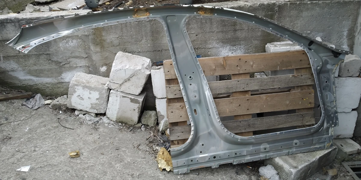 Body side panel (panel) left without rear wing (defect - cut off) Tesla model S, model S REST 1024195-S0-B