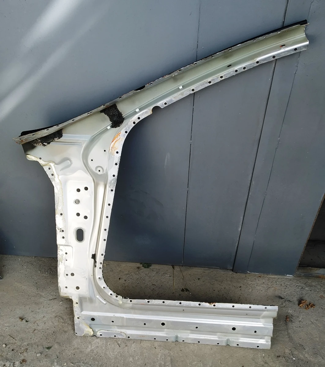 Чверть передня права стійка А (передня) зовнішня частина (фільонка) Tesla model S, model S REST 1024198-S0-B