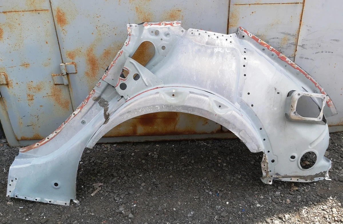 21 Quarter rear left rear tumbler outer wall AWD Tesla Model S, Model S REST 1024368-S0-A