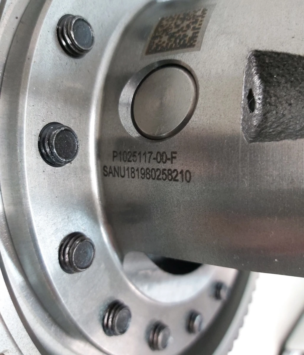 Differential assembly with lower and upper bearing Tesla model X 1025117-00-F