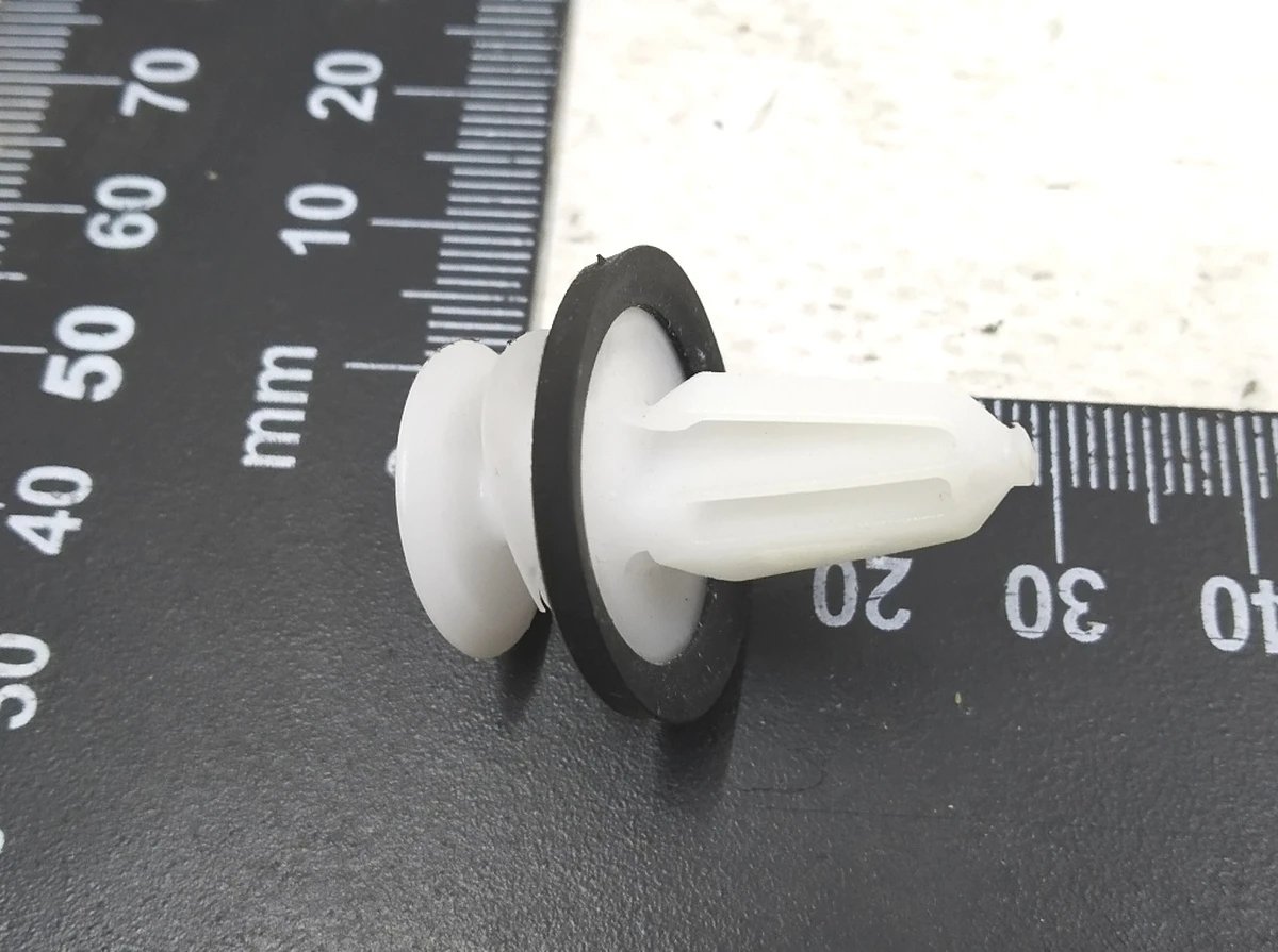 2 Клипса крепления 70 LBS Tesla model S, model S REST, model X 1025401-00-A