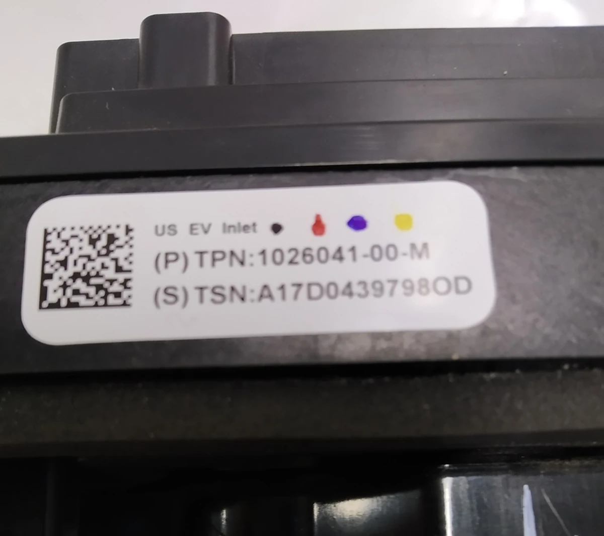 1 Порт зарядки (под электрический привод) GEN2 Tesla model S, model S REST, model X 1026041-00-R