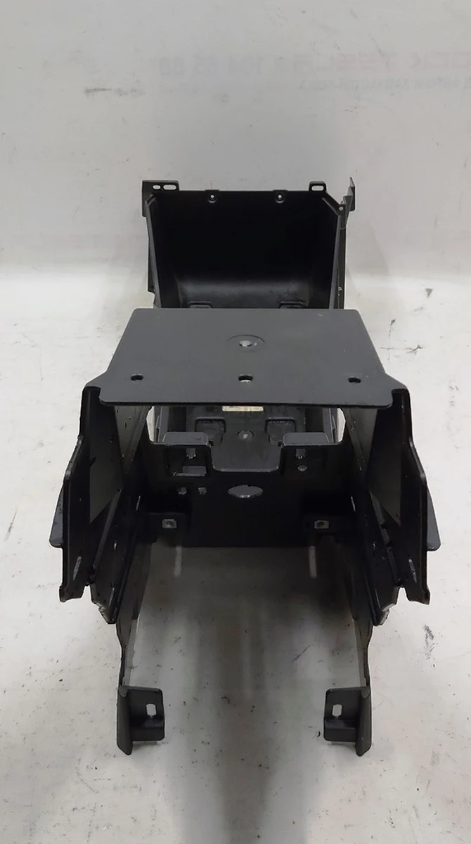 Каркас пластиковый центральной консоли Tesla model S 1010759-00-B