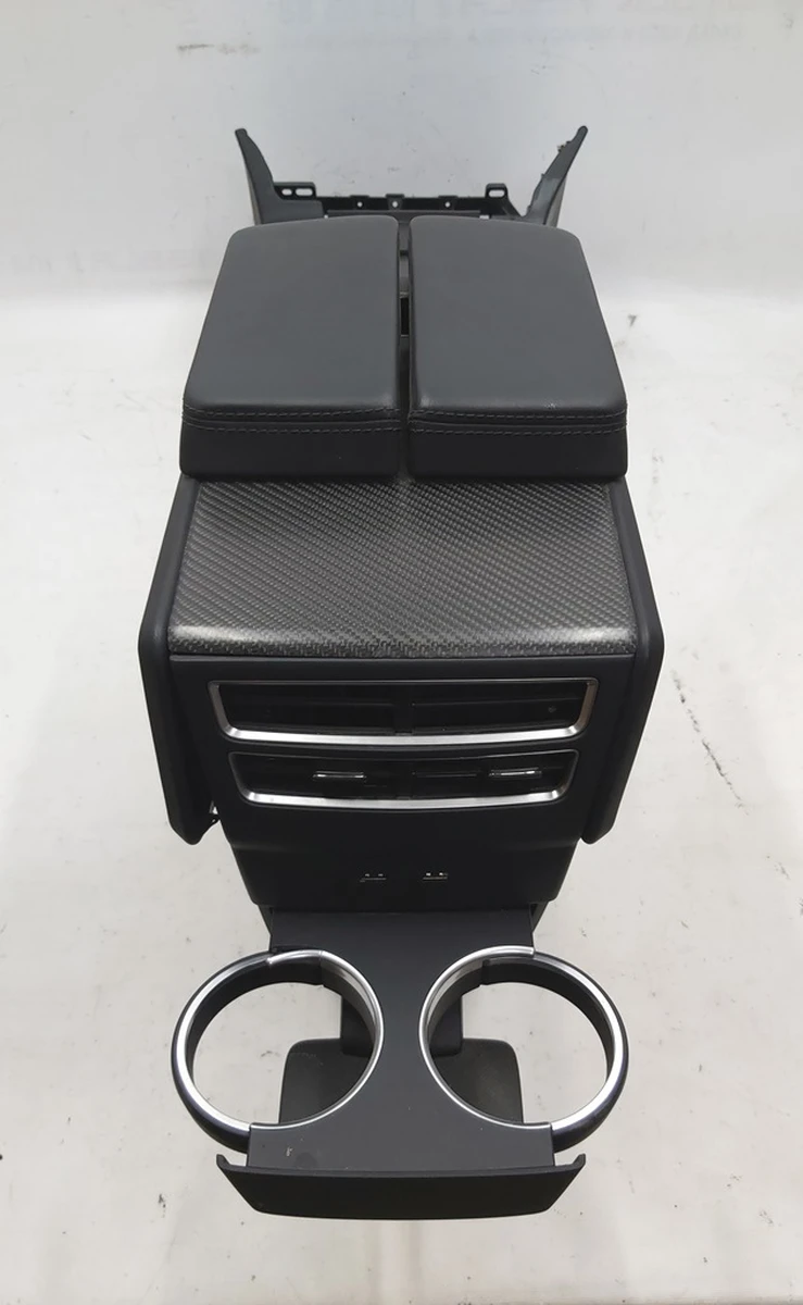 Центральная консоль в сборе подлокотник черная кожа подстаканник CARBON FIBER Tesla model X 1026728-S0-E