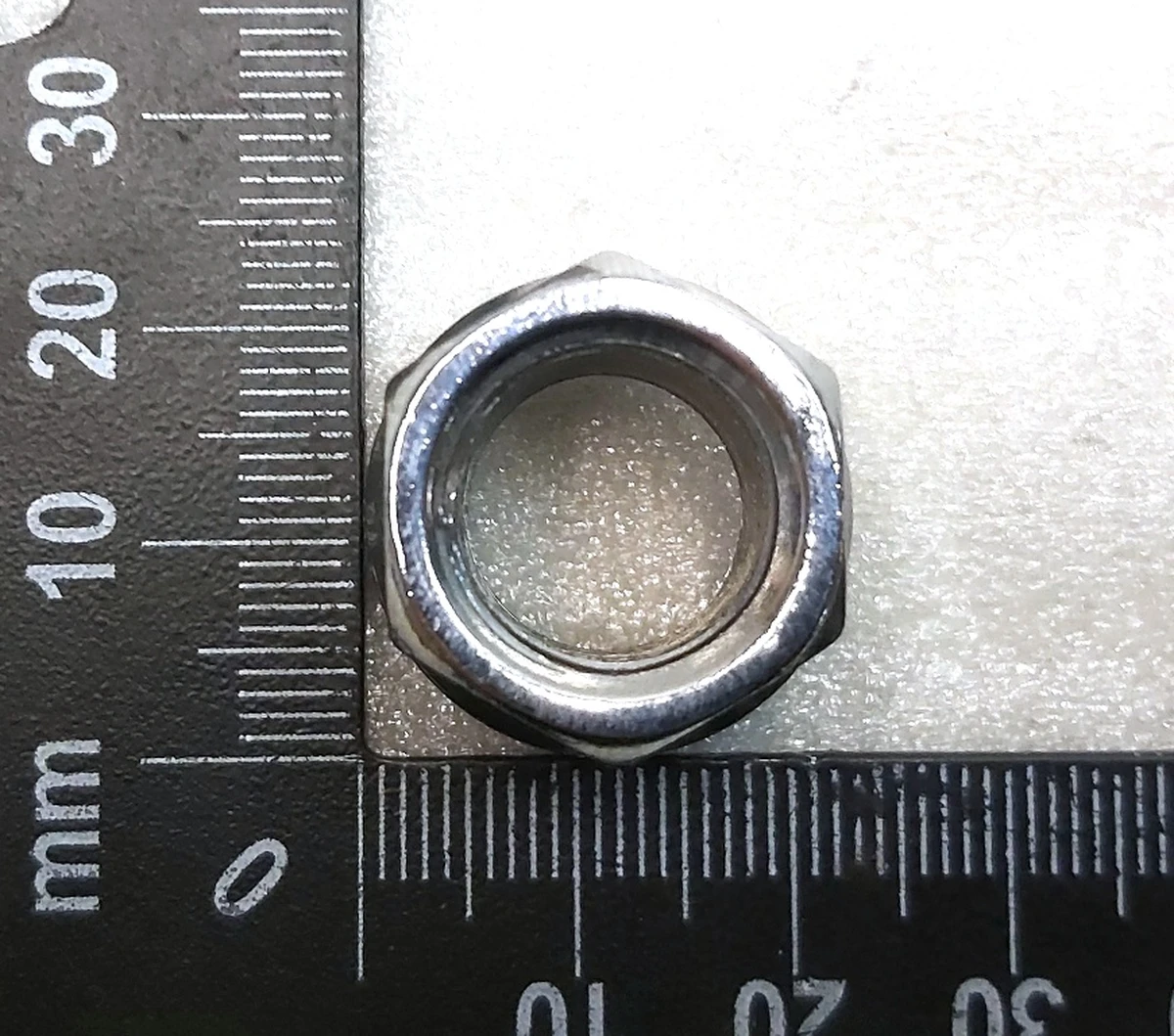 8 NUT LUG M14x1.5 PC10 19 mm Tesla all models 1027002-00-B