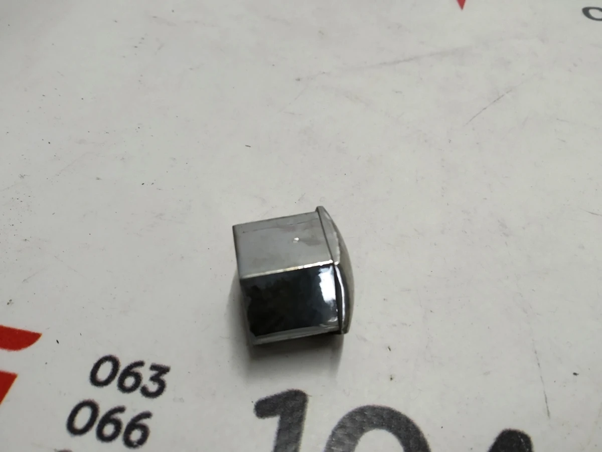 9 Ковпачок колісної гайки хром Tesla model S, model S REST, model X, model 3 1027011-00-A
