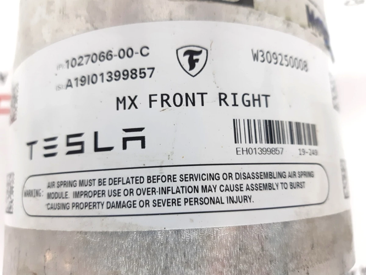 1 Pneumatic adaptive module front right AWD Tesla model X 1027066-00-C