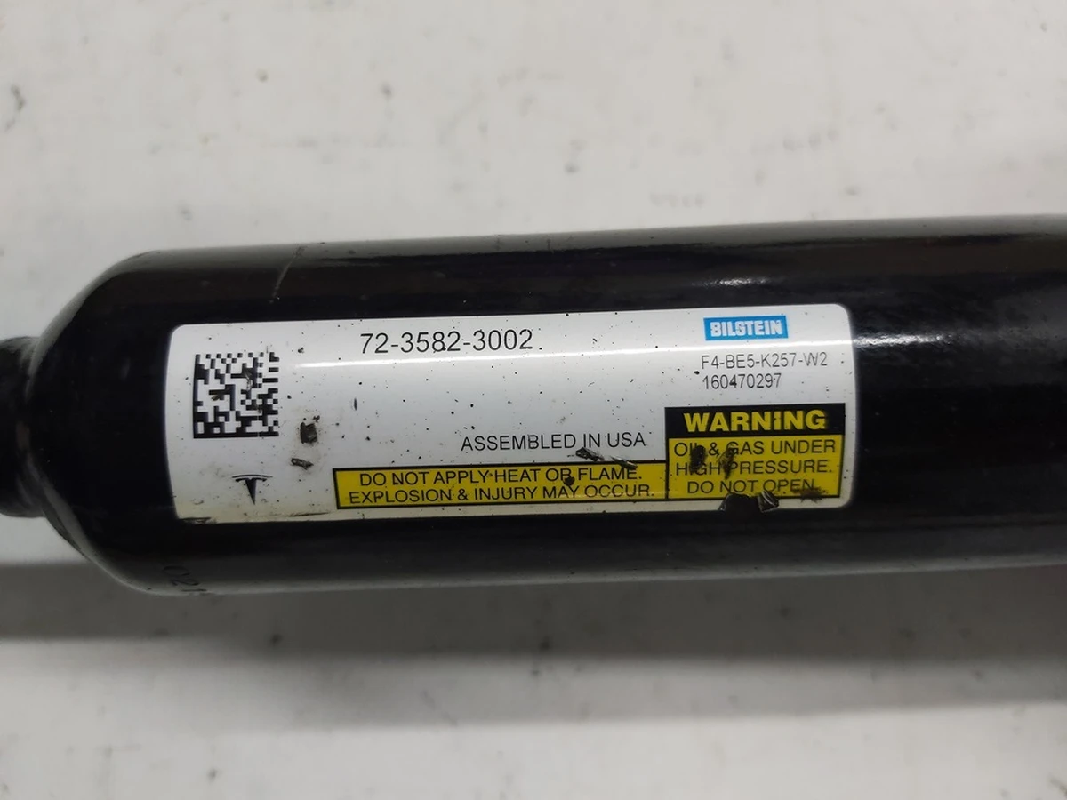 1 AIR SPRING MODULE REAR with damage Tesla model X 1027461-00-E