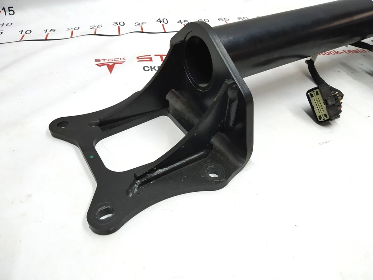 1 Tow hitch Oris for towbar assembly Tesla model X 1027581-00-F