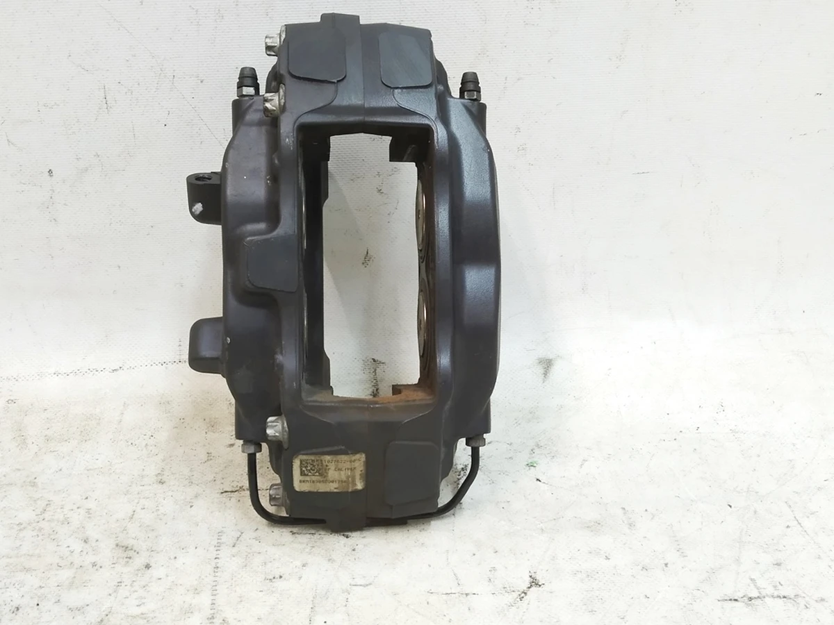 3 Супорт гальмівний передній правий BREMBO без гальмівних колодок Tesla Model S, Model S REST, Model X 1027622-00-C, 1007795-00-C.