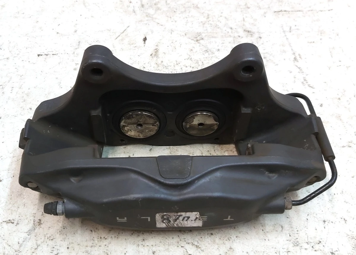 3 Суппорт тормозной передний правый BREMBO без тормозных колодок Tesla Model S, Model S REST, Model X 1027622-00-D, 1007795-00-C