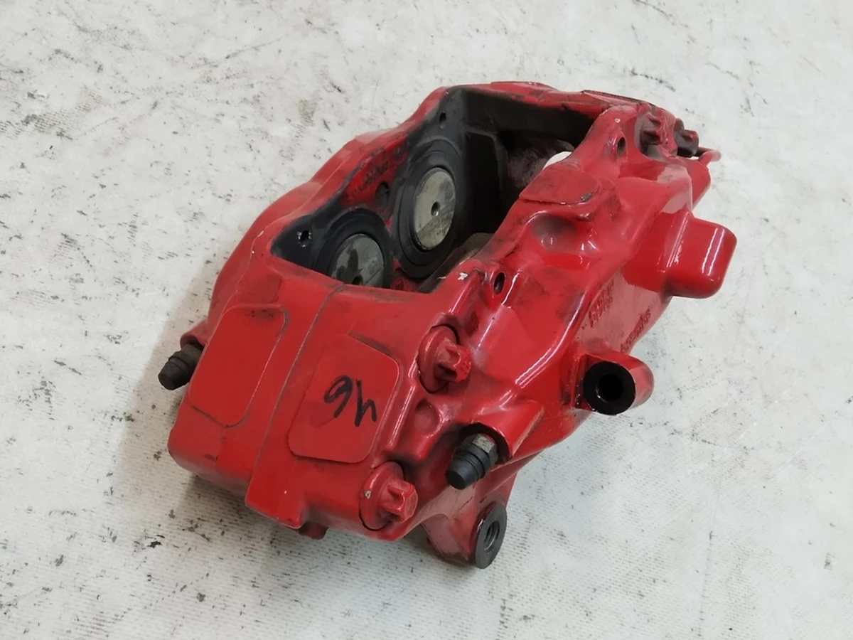 Супорт гальмівний передній правий BREMBO PERFORMANCE червоний без гальмівних колодок Tesla Model S, Model S REST, Model X 1027622-01-A, 1007795-01-D