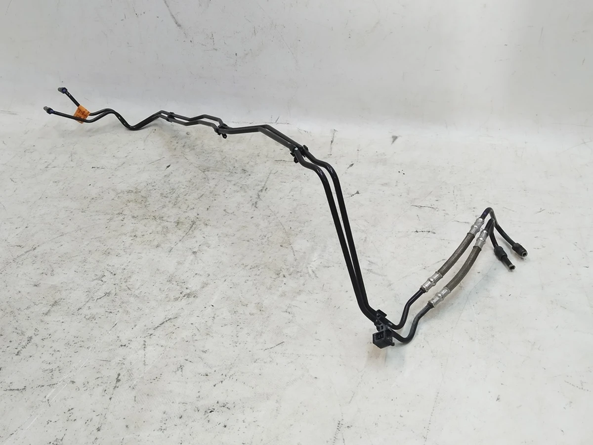 1 Трубопровід гальмівної системи (від головного циліндра до ABS) 2 трубки в комплекті Tesla Model X 1027711-00